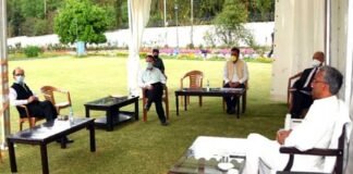उत्तराखंड: मुख्यमंत्री ने कोविड -19 के सम्बन्ध में उच्चाधिकारियों से ली जानकारी, लॉकडाउन का पालन न करने वालों पर सख्त कार्रवाई के निर्देश cm meeting for covid 19