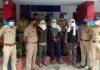 पौड़ी : बासा स्टे होम खिर्सू में काम करने वाले नेपाली मजदूरों से लूटपाट के आरोप में पटवारी व पीआरडी जवान गिरफ्तार khirsu-basa-stay loot
