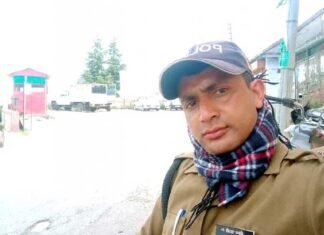 पौड़ी पुलिस ने पेश की ईमानदारी की मिसाल police constable krishna kumar