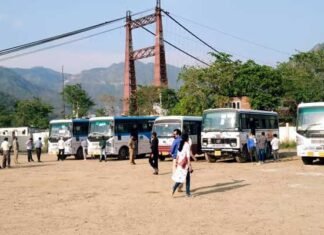 08 मई की रात तक 23,794 प्रवासी पहुंचे उत्तराखण्ड, राज्य सरकार ने ट्रेन के लिए 50 लाख रूपए एडवांस जमा कराया 23794-migrants-reached-Uttarakhand
