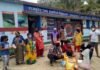 पोखड़ा, रिखणीखाल, देवप्रयाग, पंतनगर और चंपावत में बने क्वारंटीन सेंटरों में रह रहे प्रवासियों को खाद्य सामग्री उपलब्ध करवा रहा है हंस फाउंडेशन Hans-Foundation-corona