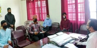 परीक्षा फार्म को लेकर NSUI पौड़ी परिसर के छात्रों ने गढ़वाल विश्वविद्यालय की कुलपति को सौंपा ज्ञापन NSUI-pauri-students