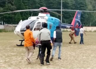 डॉ. धन सिंह रावत की पहल और डीएम धीरज गब्र्याल की तत्परता ने बचाई पौड़ी के पत्रकार की जान Pauri's-journalist-gurvindr