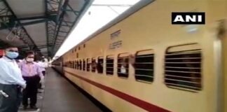 दिल्ली में फंसे उत्तराखण्ड के लोगों की ट्रेन से भी हो सकेगी घर वापसी, रेल मंत्री पीयूष गोयल ने दी सहमति People of Uttarakhand stranded in Delhi will return home by train