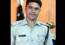 उत्तराखंड: कोरोना वारियर कांस्टेबल संजय गुर्जर के परिजनों को 10 लाख रुपये देने की घोषणा Corona Warrior Constable Sanjay Gurjar's family given Rs 10 lakh