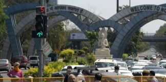 लॉकडाउन 4.0 : नोएडा में क्या खुलेगा और क्या रहेगा बंद? डीएम ने जारी की नई गाइडलाइंस delhi-up-border-open