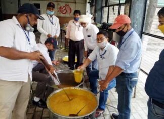 जनरल ओबीसी एसोसिएशन के सदस्यों द्वारा जरुरतमंदों को एक हजार भोजन के पैकेट वितरित किये गए 1000food packets were distributed by General OBC Association to the needy