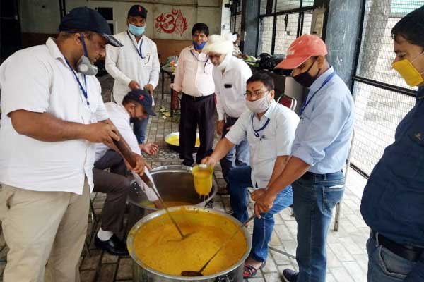 food-supply-during-lockdown 1000food packets were distributed by General OBC Association to the needy