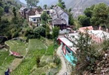 कल्जीखाल: ग्राम पंचायत थनुल ने कोरोना आपदा हेतु मुख्यमंत्री राहत कोष में जमा की सहयोग राशि gramsabha-thanul-kaljikhal