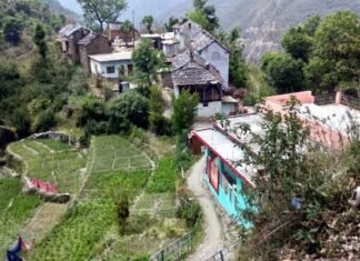 कल्जीखाल: ग्राम पंचायत थनुल ने कोरोना आपदा हेतु मुख्यमंत्री राहत कोष में जमा की सहयोग राशि gramsabha-thanul-kaljikhal