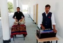 मनीष पंवार ने क्वारंटाइन में संगीत को बनाया मनोरंजन का साधन, कोरोना पर आधारित गीत स्कूलू माँ करयूं डेरु manish-panwar