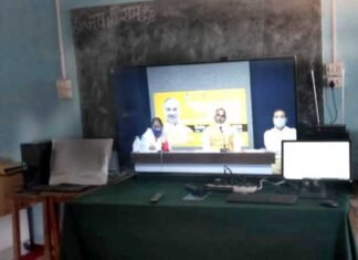 शिक्षा मंत्री अरविंद पांडे ने 500 स्कूलों की वर्चुअल क्लासरूम के जरिए जनता से किया संवाद Education Minister Arvind Pandey interacts with the public through the virtual classroom