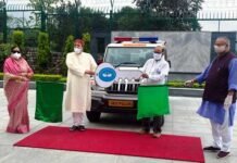 राजकीय संयुक्त चिकित्सालय केंद्र मसूरी को हंस फाउंडेशन ने एम्बुलेंस सौंपी Hans Foundation handed over ambulance to State Joint Hospital Center Mussoorie