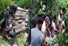 देहरादून से पौडी गढ़वाल जा रही ऑल्टो कार खाई में गिरी, तीन की मौत, एक घायल car-accident-near-lakshman