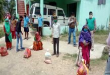 कोरोना संकट काल में सामाजिक संस्था “सार्थक प्रयास” कर रही है जरूरतमंदों की मदद In the Corona crisis, the social organization is making "sarthak prayas" to help the needy.