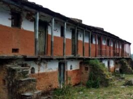 कोरोना संकट में भी वीरान पड़े हैं कल्जीखाल ब्लॉक के ये गाँव, नहीं लौटे प्रवासी ghost village of pauri garhwal