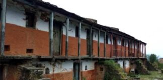 कोरोना संकट में भी वीरान पड़े हैं कल्जीखाल ब्लॉक के ये गाँव, नहीं लौटे प्रवासी ghost village of pauri garhwal