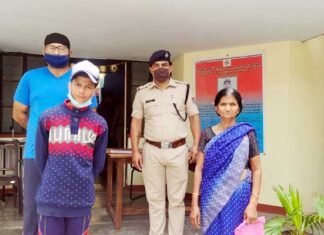 सतपुली पुलिस ने दिसम्बर 2019 से गुमशुदा नाबालिग को हिमांचल प्रदेश से बरामद कर सकुशल किया परिजनों के सुपुर्द Satpuli police recovered missing minor and handed over to family