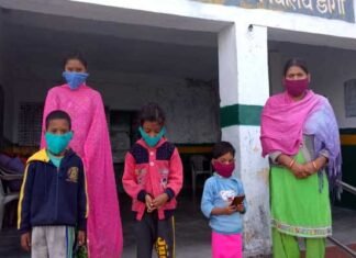 कोरोना संकट काल में भी “मुखिड़ी देखिकि टुकड़ी” वाली बातें आ रही हैं सामने quarantine-center