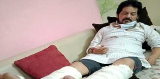 दिल्ली : समाजसेवी रविन्द्र रावत पर जानलेवा हमला, उत्तराखंड समाज के लोगों में रोष, हमलावरों को सजा देने की मांग Those who attacked social worker Ravindra Rawat should get punishment