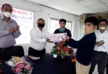 स्व0 कैप्टन अवतार सिंह रमोला की पुण्यतिथि पर रोटरी क्लब ने जरूरतमंद बच्चों को बांटी शिक्षण सामाग्री rotary-club srinagar