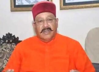 पर्यटन मंत्री सतपाल महाराज ने केदारनाथ त्रासदी में मारे गये लोगों को दी श्रद्धांजलि satpal-maharaj