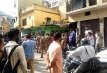 सतपुली : सब्जी व्यापारी संजय रावत ने फांसी लगाकर की आत्महत्या Vegetable trader Sanjay commits suicide