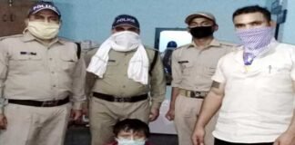सतपुली में अवैध शराब के 96 पव्वे सहित एक व्यक्ति गिरफ्तार 96 people arrested for illegal liquor in Satpuli, including one