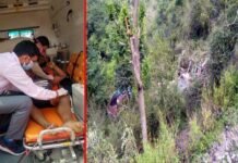 सतपुली के नजदीक राशन से लदा ट्रक दुर्घटनाग्रस्त, चालक घायल truck-fell-near-satpuli