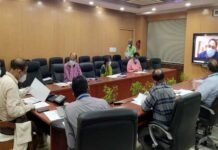 औद्योगिक विकास को गति देने में जुटा यमुना प्राधिकरण, वीडियो कॉन्फ्रेंसिंग के माध्यम से पांच औद्योगिक भूखंड किए आवंटित Yamuna Authority allotted five industrial plots through video conferencing