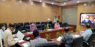 औद्योगिक विकास को गति देने में जुटा यमुना प्राधिकरण, वीडियो कॉन्फ्रेंसिंग के माध्यम से पांच औद्योगिक भूखंड किए आवंटित Yamuna Authority allotted five industrial plots through video conferencing