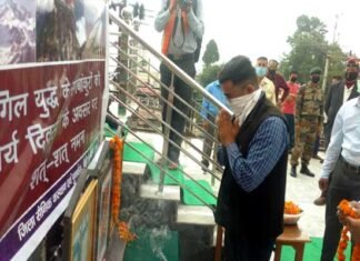 पौड़ी : कारगिल विजय दिवस पर शहीदों को याद कर दी श्रद्धांजलि Tribute-to-Kargil-martyrs