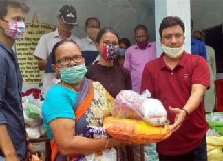 सतपुली : यूथ उबाल फाउंडेशन ने जरूरतमंद परिवारों को बांटी राहत किट Youth-ubaal-Foundation