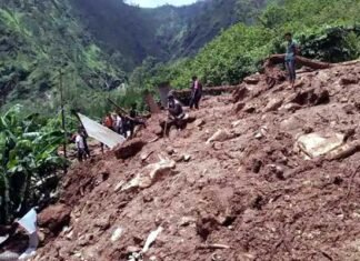पिथौरागढ़ में बादल फटने से एक मकान ध्वस्त, माँ, बेटे मलबे में दफ़न cloudburst in Pithoragarh