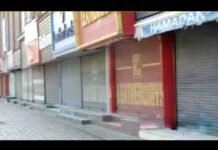 ग्रेटर नोएडा : तीन दिन के स्पेशल लॉकडाउन को सफल बनाने के लिए मुस्तैद रही पुलिस, मार्केट में पसरा सन्नाटा, आवश्यक सेवाओं को छोड़ सभी दुकानें रहीं बंद greater noida market lockdown