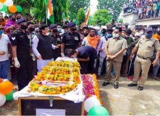 लद्दाख में शहीद हुए जवान का पार्थिव शरीर गांव पहुंचा, अंतिम दर्शनों के लिए उमड़ा जन सैलाब martyr-soldiers-dev-bahadur singh