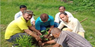 “एक पौधा-मेरा पौधा” थीम के साथ राजकीय इंटर कालेज हरिपुरकला में धूमधाम से मनाया गया हरेला पर्व plantation-at-gic-haripurkala raiwala