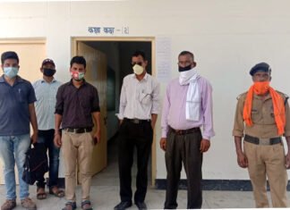 खबर का असर, जिला प्रशासन की टीम ने धौड़ा गांव पहुंचकर, चंडीगढ़ से लौटे परिवार को दूसरे विद्यालय में किया क्वारंटाइन
