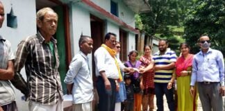 नवाखाल स्कूल की भोजन माता स्व. लीला देवी के परिवार की मदद के लिए आगे आया प्राथमिक शिक्षक संगठन (खिर्सू) uttarakhand-prathamik-shiks