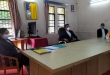 ई-लोक अदालत की तैयारियों को लेकर की गई समीक्षा बैठक में बोले जिला जज, हर पीड़ित व्यक्ति को मिले न्याय District judge said that every victim should get justice