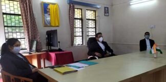 ई-लोक अदालत की तैयारियों को लेकर की गई समीक्षा बैठक में बोले जिला जज, हर पीड़ित व्यक्ति को मिले न्याय District judge said that every victim should get justice