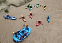 सतपुली : नयारघाटी में फिर शुरू हुआ कयाकिंग एंड केनोइंग तथा राफ्टिंग का ट्रायल Kayaking-and-canoeing-in-satpuli-nayar-nadi