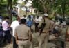 ऑनलाइन क्लास से हटाने व नाम काटने पर अभिभावकों ने रेयान इंटरनेशनल स्कूल के गेट पर किया प्रदर्शन, फीस जमा करने के लिए डाला जा रहा दबाव Parents-protested-at-Ryan-S