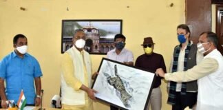 उत्तरकाशी में बनेगा देश का पहला स्नो लैपर्ड कंजर्वेशन सेंटर, मुख्यमंत्री ने दिए दिशा-निर्देश Snow leopard conservation center to be built in Uttarkashi forest range
