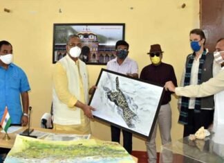 उत्तरकाशी में बनेगा देश का पहला स्नो लैपर्ड कंजर्वेशन सेंटर, मुख्यमंत्री ने दिए दिशा-निर्देश Snow leopard conservation center to be built in Uttarkashi forest range