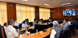 कोविड-19 पर प्रभावी नियंत्रण के लिए अस्पतालों में आवश्यक संसाधन बढ़ाये जाय : सीएम त्रिवेन्द्र covind-19