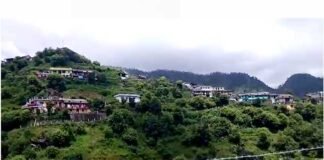 जंगली सुअर और बंदरों के आतंक से परेशान हैं गाँव में किसान gidradu-village-kaljikhal