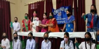 एनएसएस स्वयंसेवी छात्राओं ने कॉलेज में बनाया मास्क बैंक girls-made-mask-bank-in-college