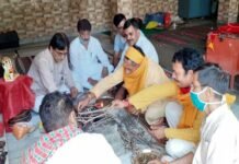 श्रीराम मंदिर के भूमि पूजन के अवसर पर श्रीनगर गढ़वाल के कटकेश्वर महादेव मंदिर में किया गया पूजा पाठ व हवन hawan-at-koteshwar-manidr-srinagar