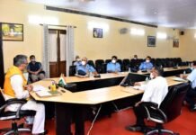 एयर मार्शल राजेश कुमार ने मुख्यमंत्री त्रिवेन्द्र सिंह रावत से की मुलाकात Air Force activities in Uttarakhand